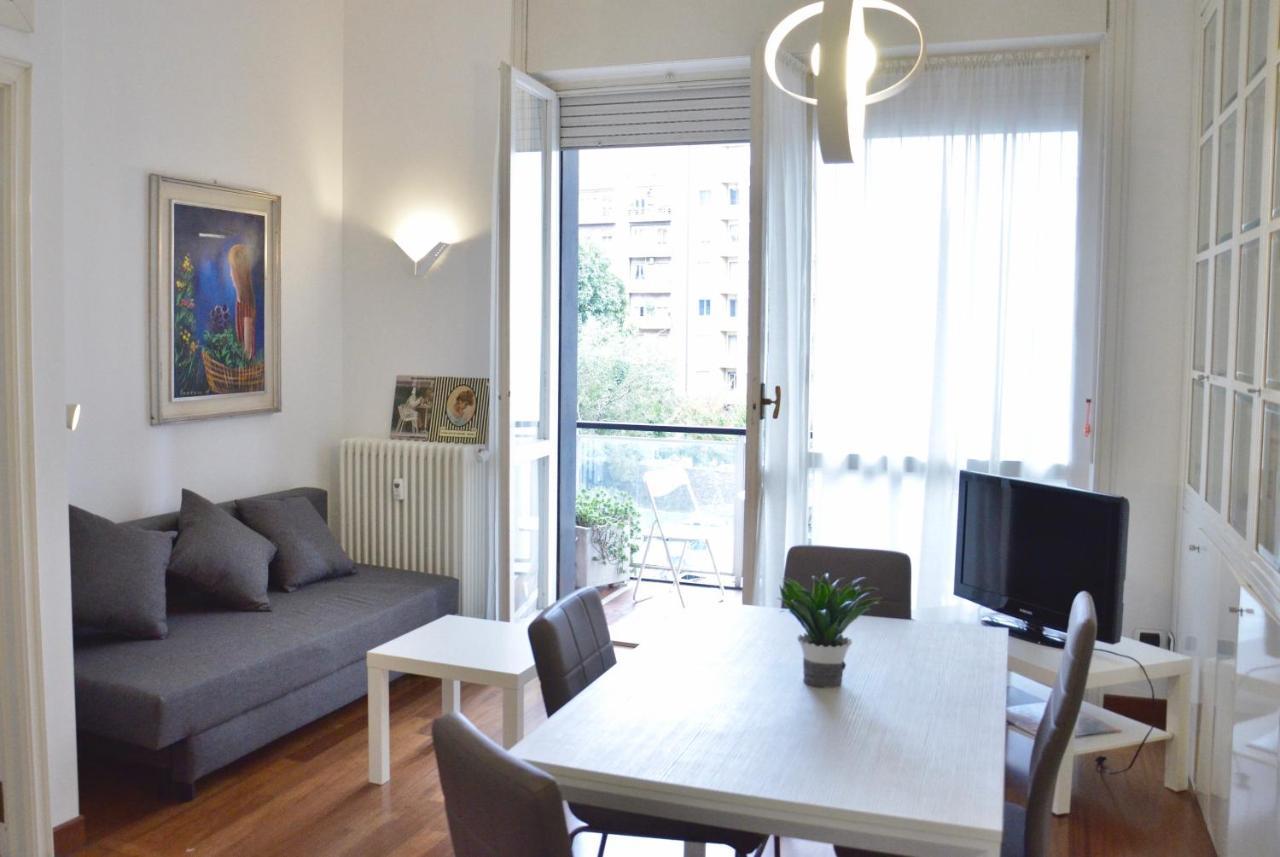 New Renovated Apartment With Balcony Porta Romana Milán Exteriér fotografie