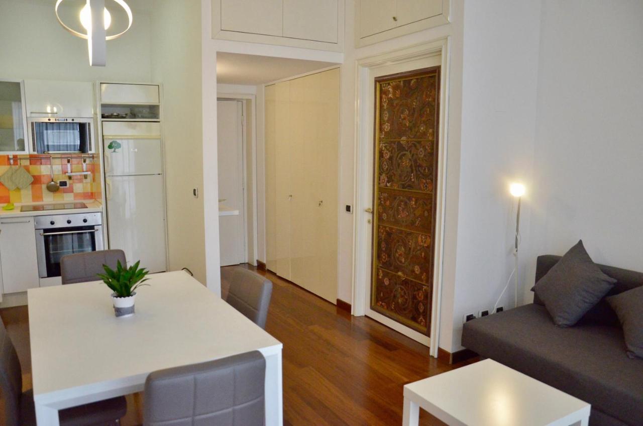New Renovated Apartment With Balcony Porta Romana Milán Exteriér fotografie