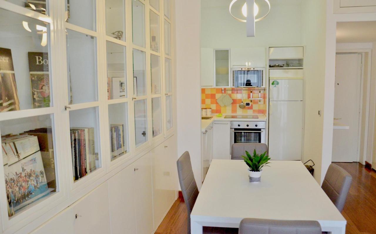 New Renovated Apartment With Balcony Porta Romana Milán Exteriér fotografie