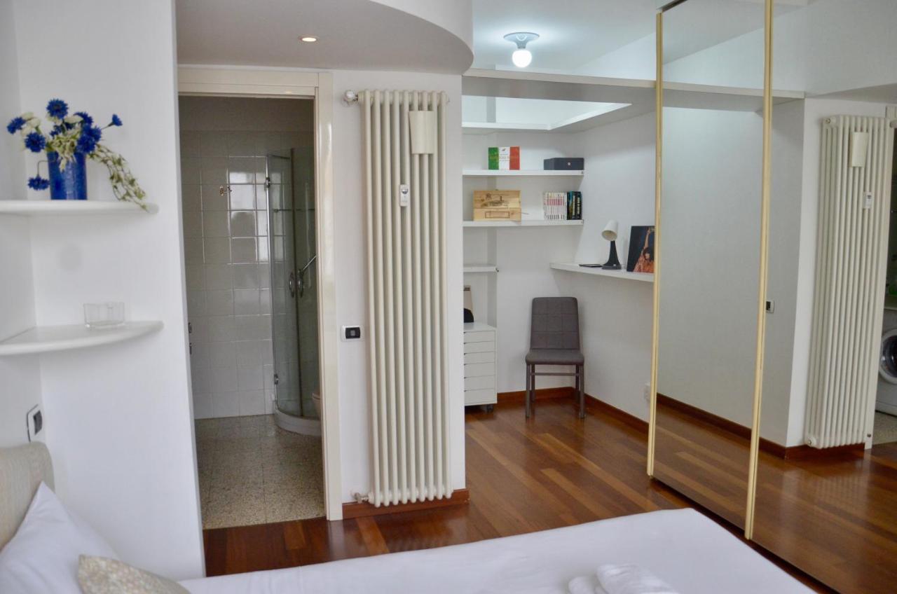 New Renovated Apartment With Balcony Porta Romana Milán Exteriér fotografie
