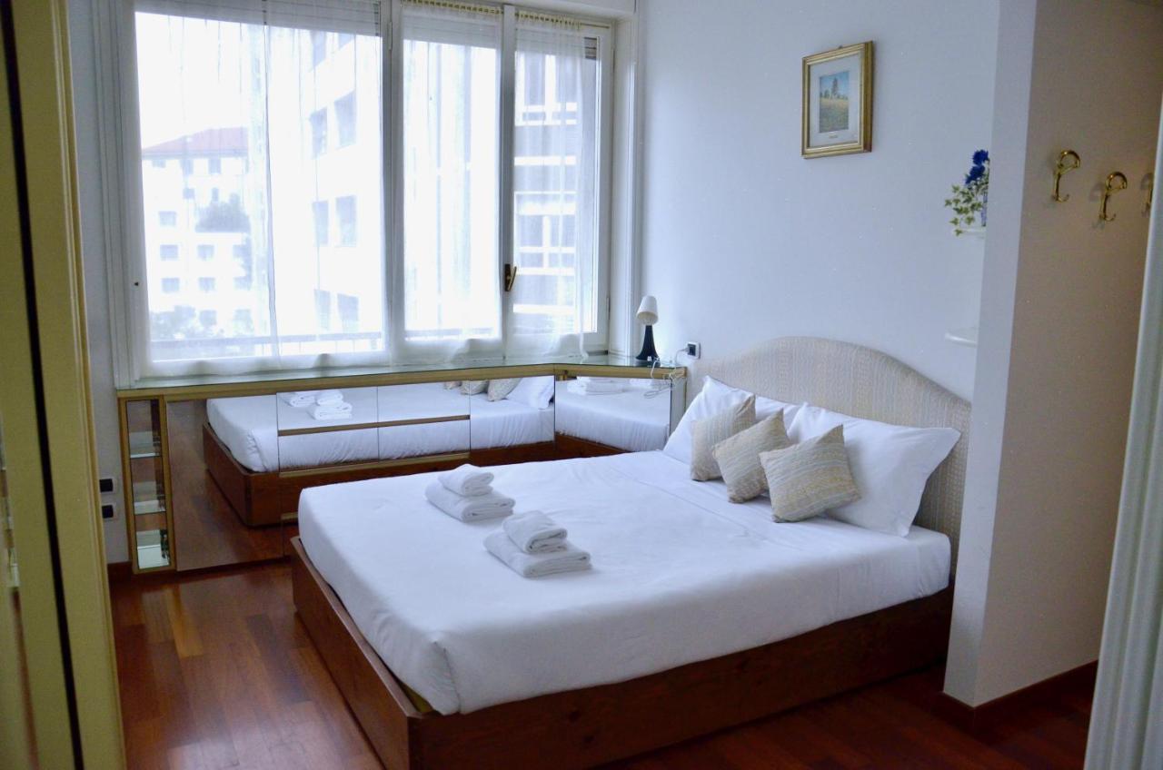 New Renovated Apartment With Balcony Porta Romana Milán Exteriér fotografie
