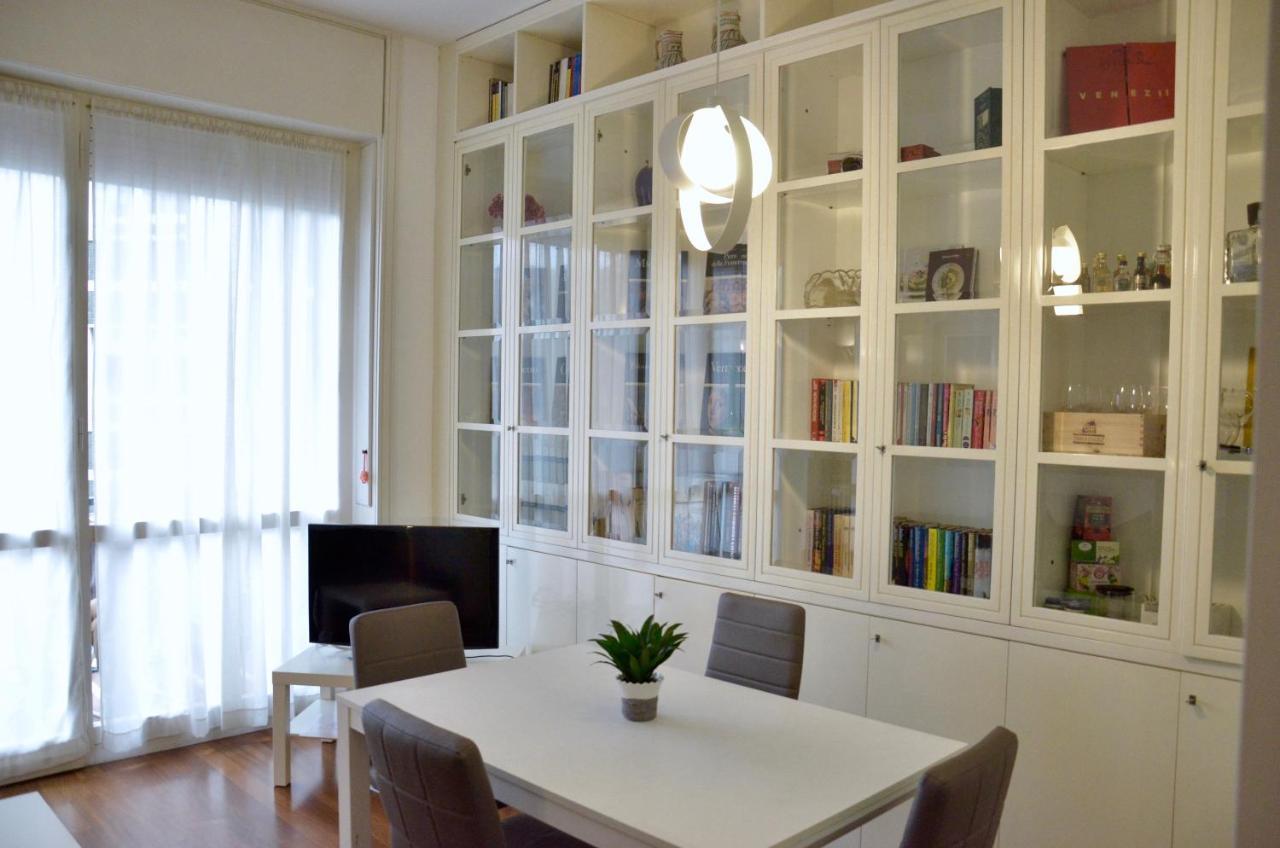 New Renovated Apartment With Balcony Porta Romana Milán Exteriér fotografie