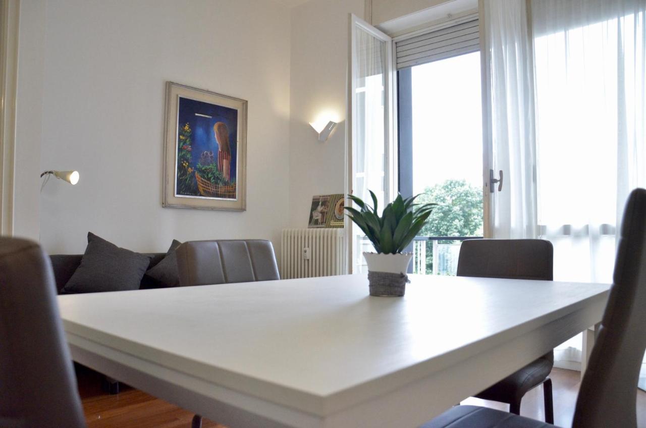 New Renovated Apartment With Balcony Porta Romana Milán Exteriér fotografie